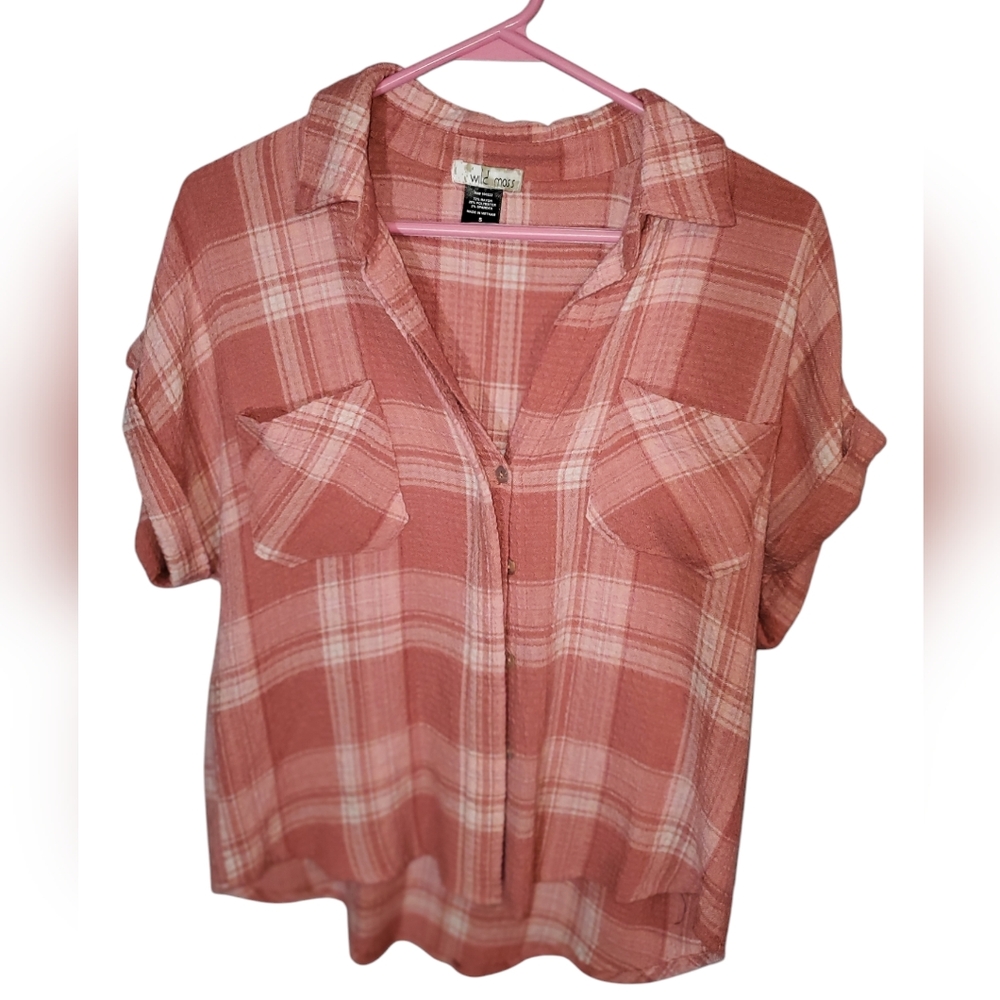 Size Small blush and cream plaid blouse with iridescent buttons.